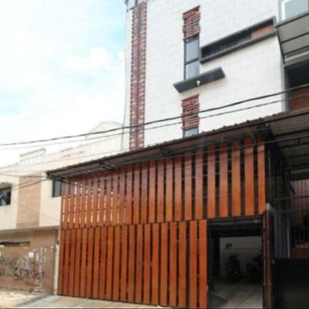 מלון ג'קרטה Kamar Keluarga Duri Kosambi מראה חיצוני תמונה